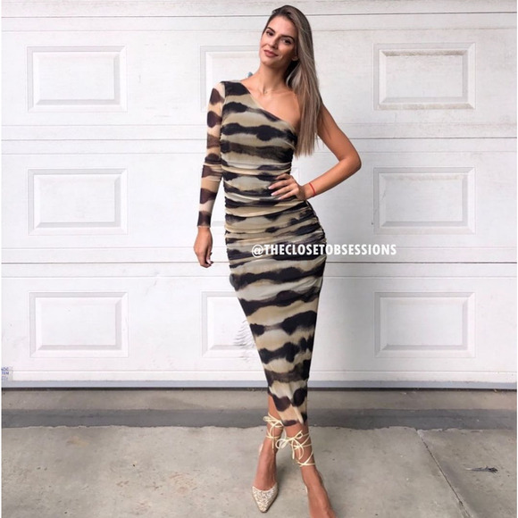 ZARA BLOGGER FAVE!!! Asymmetric Midi Dress NWT LAST ONE!!! - Picture 9 of 16